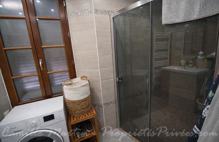 Investissement locatif clé en main - Rentabilité immédiate de 4,83 % net - Roquebrune Sur Argens 4 pièce(s) 89.04 m2 — photo 5