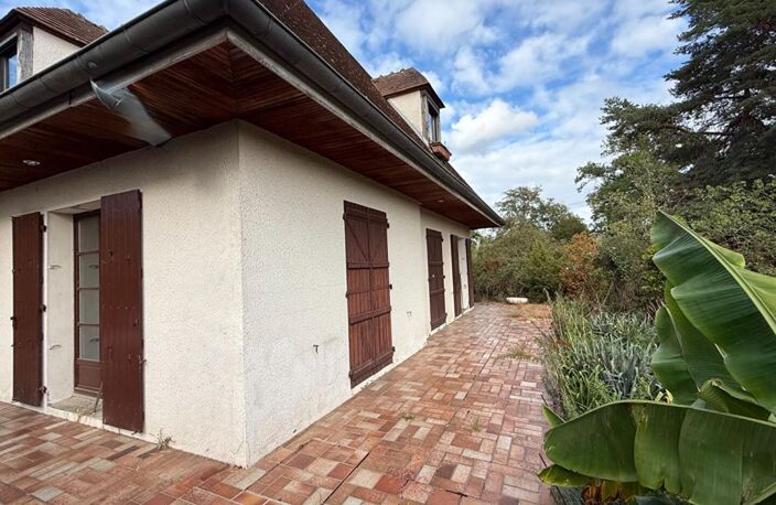 Maison Yzeure 10 pièce(s) 326 m2 — photo 3