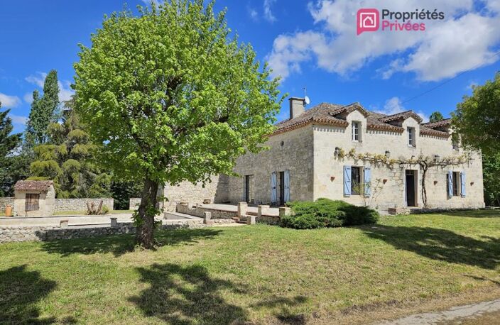 Propriété de charme - Maison de maître 245 m², Grange, piscine - 2 ha avec vue dominante — photo 2