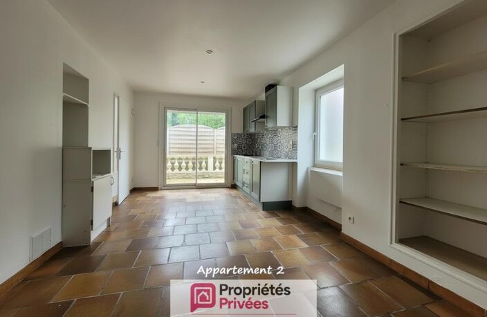 RUELLE SUR TOUVRE (16600) : Immeuble de rapport avec 4 logements + 1 local commercial — photo 2