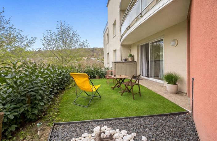 Appartement T3 - Côtes Fleuries - Bon standing - Jardin privatif et Garage — photo 5