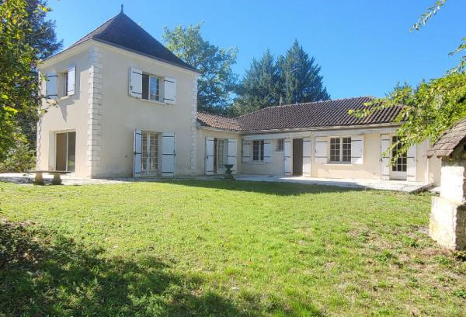 villa 4 pièce(s) 180 m2, avec terrain constructible — photo 1