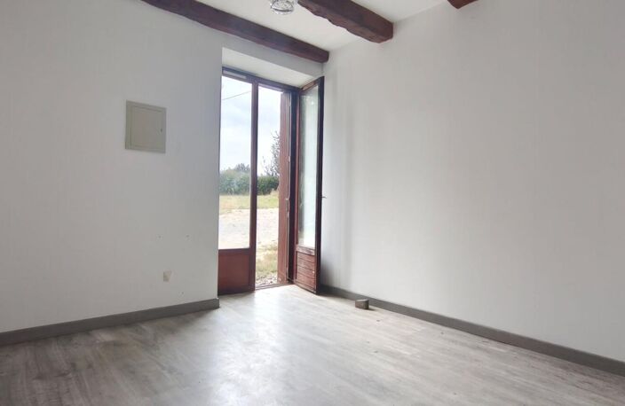 Exclusivité ! Vente aux Enchères. MAISON DATANT DE 1702. 3 CHAMBRES. GRAND TERRAIN. DOUBLE GARAGE — photo 5
