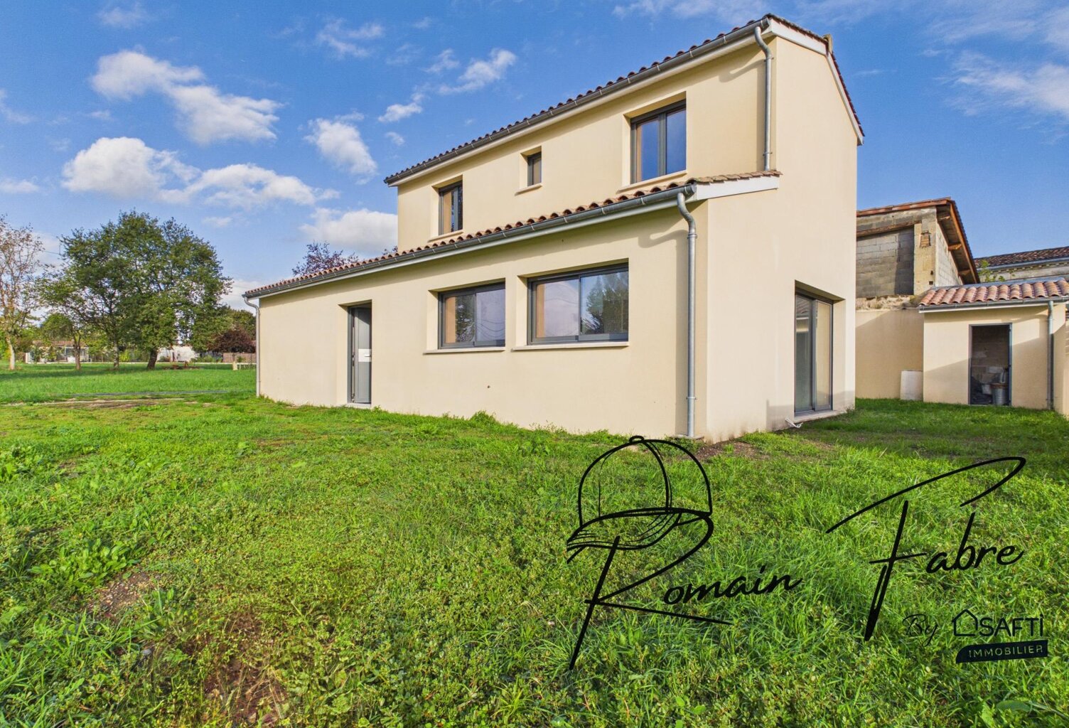 Maison en pierre de 135m2 avec 4 chambres, entièrement rénovée en 2023, travaux à terminer — photo 1