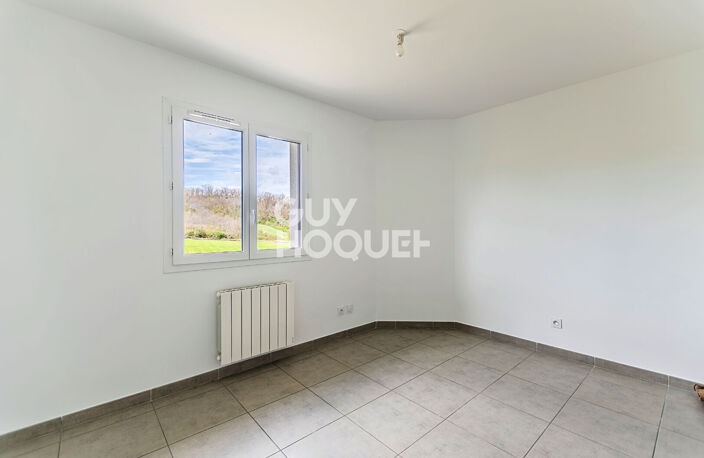 Maison Vourles 5 pièces — photo 5