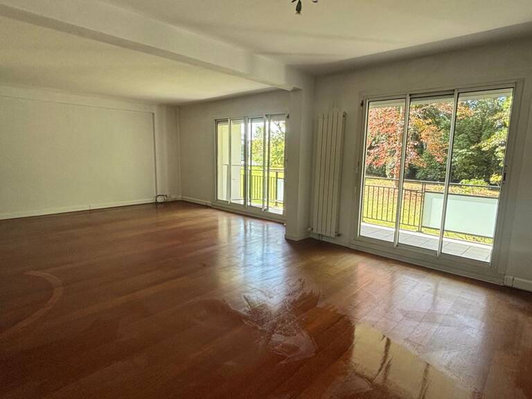 Appartement À Vendre — photo 1