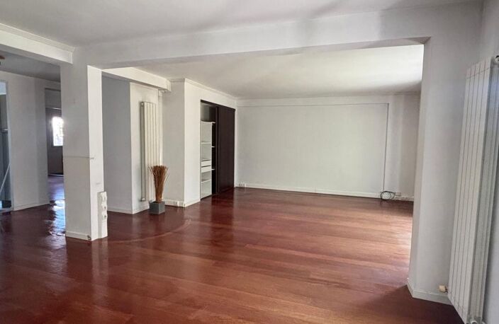 Appartement À Vendre — photo 3