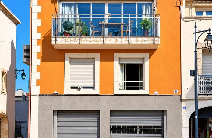 Vente immeuble   Sénas (13560) — photo 2