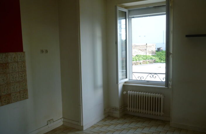 Local commercial avec appartement T4 et terrasse — photo 5