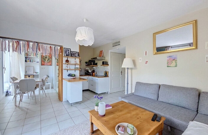 Aix-en-Provence, superbe T2  en rez-de-jardin avec immense e — photo 2