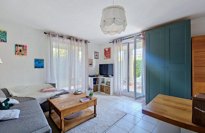 Aix-en-Provence, superbe T2  en rez-de-jardin avec immense e — photo 3