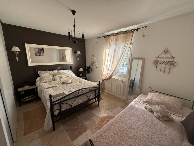 Maison de 120m2 avec Piscine en bordure de Tresques — photo 1