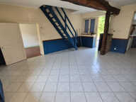 Maison ancienne à rénover   Garage et greniers aménageables — photo 3