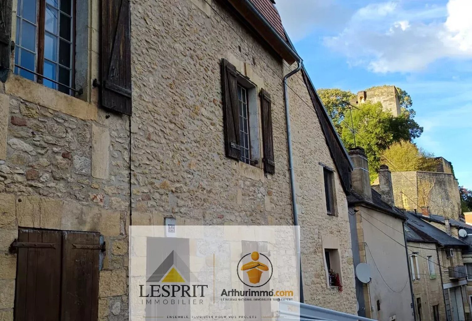 Maison de ville quartier historique, beau potentiel — photo 1