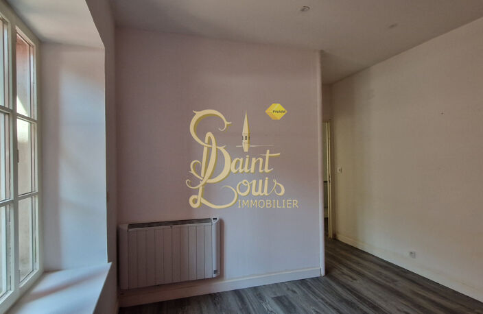 LOCAL COMMERCIAL — photo 4