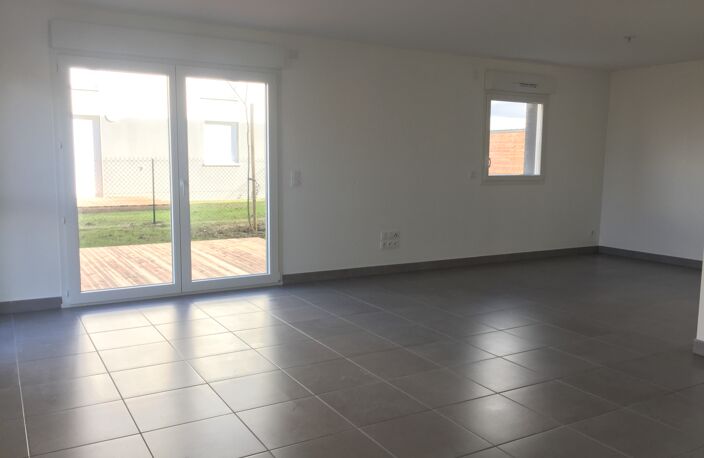 Location maison 4 pièces 88 m² à Gratentour (31150) — photo 5