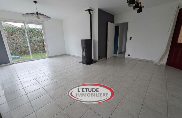 Aigrefeuille-sur-Maine   Maison de plain-pied de 2008, 4 cha — photo 3