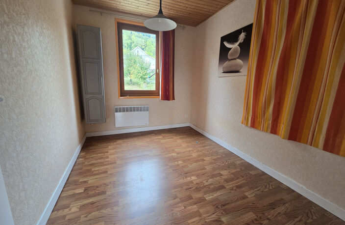 ST HILAIRE DU TOUVET,  DUPLEX T4 +C — photo 3