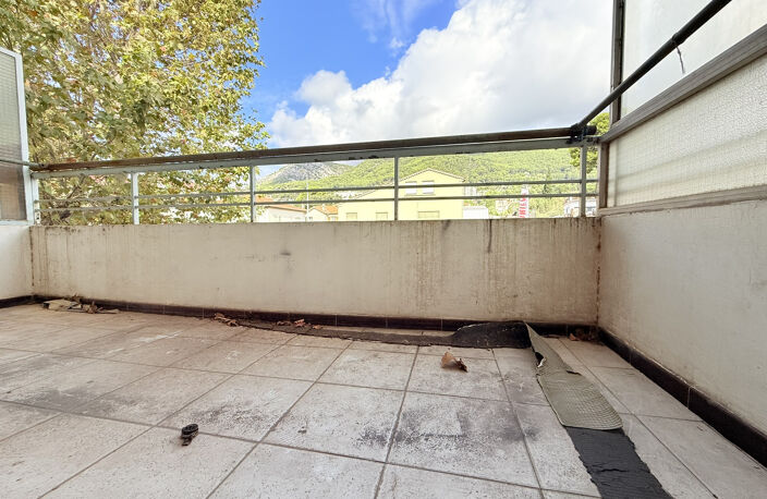 Appartement traversant avec garage et deux balcons — photo 2