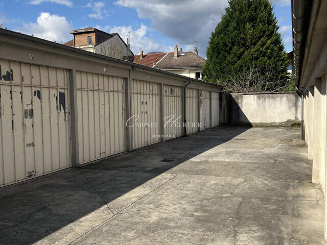 GARAGE — photo du bien