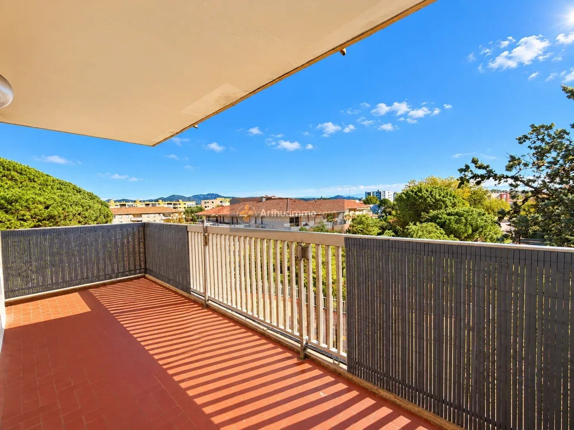 Appartement 3 pièces 75 m² · à Fréjus · 75 m² · 180 000 €