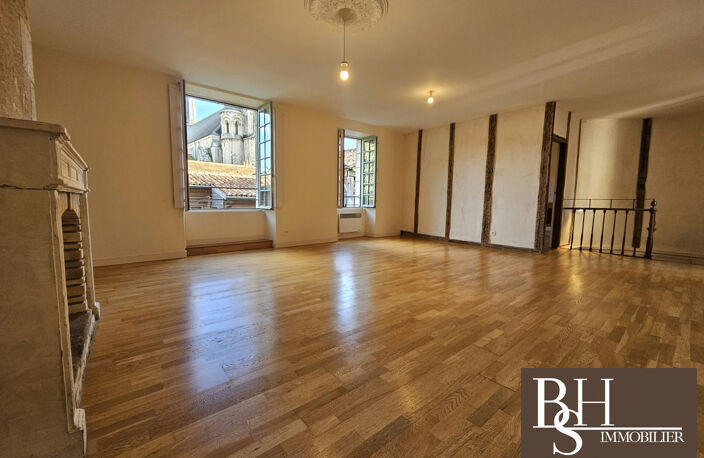 Quartier cathédrale - Appartement 3 pièces avec charme et cach — photo 2