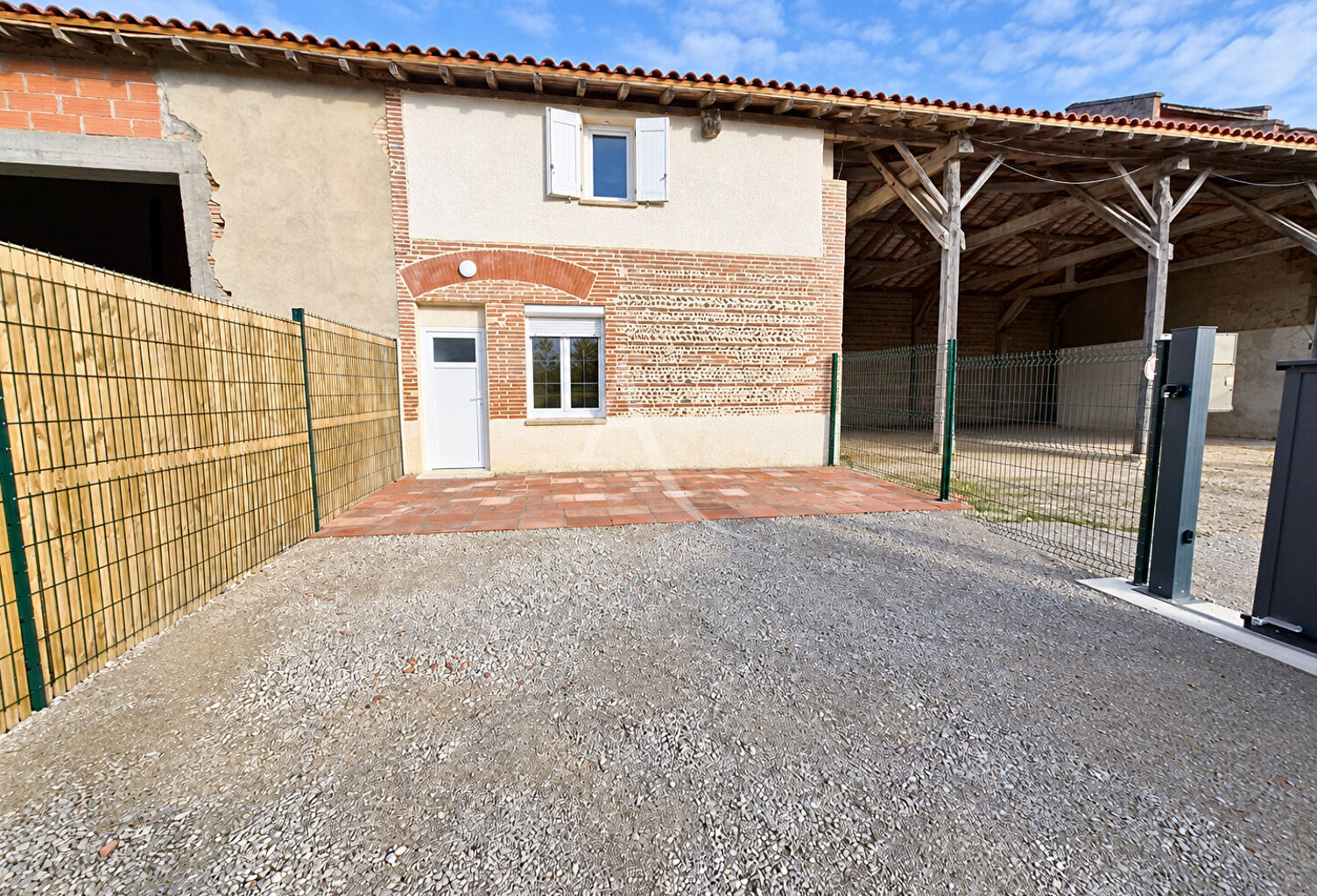 Maison Daux 2 pièces — photo 1
