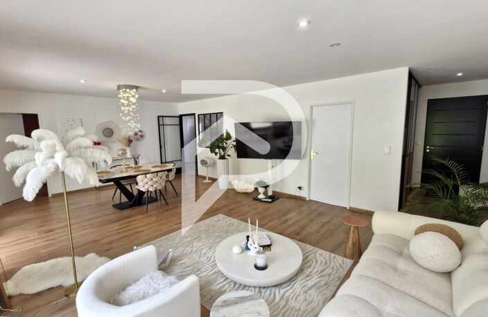 Maison contemporaine de plain-pied avec piscine 6 pièces 142 m² ORTHEZ — photo 4