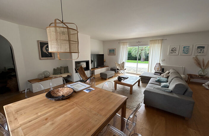 ARTIGUELOUVE : La maison familiale qui a tout pour plaire — photo 4
