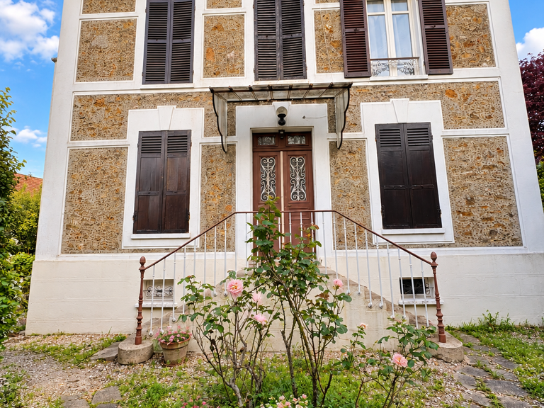 Vente Immeuble 146 m&sup2; — photo 1