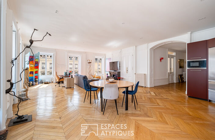 Duplex d'exception en dernier étage Rue du Président Edouard Herriot — photo 4