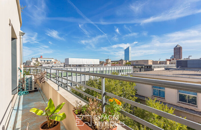 Rénovation contemporaine avec balcon quartier Préfecture — photo 5