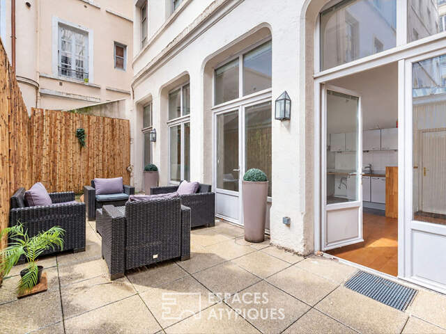Appartement ancien rénové avec terrasse privée au coeur du quartier d'Ainay — photo du bien