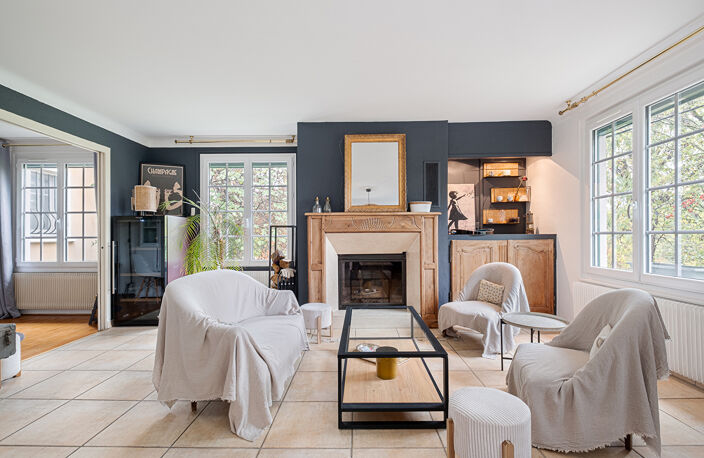 Maison rénovée avec jardin et piscine — photo 5