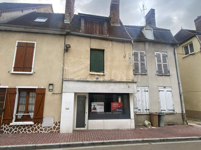 IMMEUBLE CENTRE VILLE — photo du bien