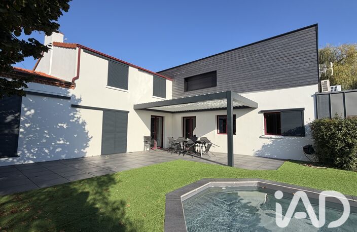 Vente Maison/villa 10 pièces — photo 3
