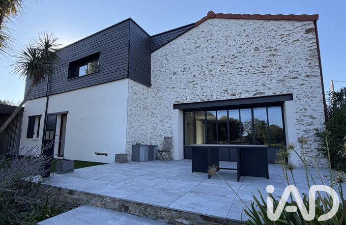 Vente Maison/villa 10 pièces — photo 5