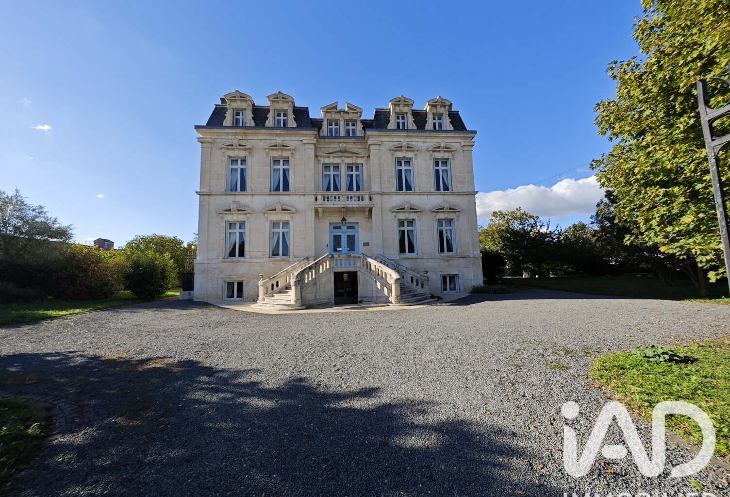 Vente Château 21 pièces — photo 1