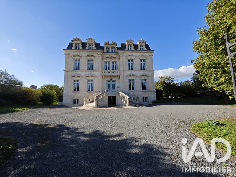 Vente Château 21 pièces — photo 1