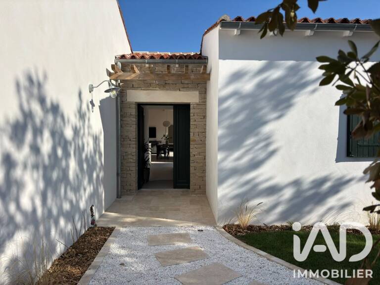 Vente Maison/villa 8 pièces — photo 1