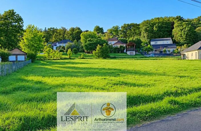 Beau terrain plat, possibilité de 3 lots! — photo 2