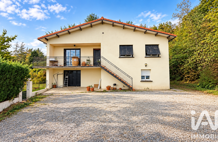 Vente Maison/villa 8 pièces — photo 2