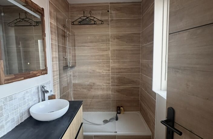 Vente Maison de ville 3 pièces — photo 2