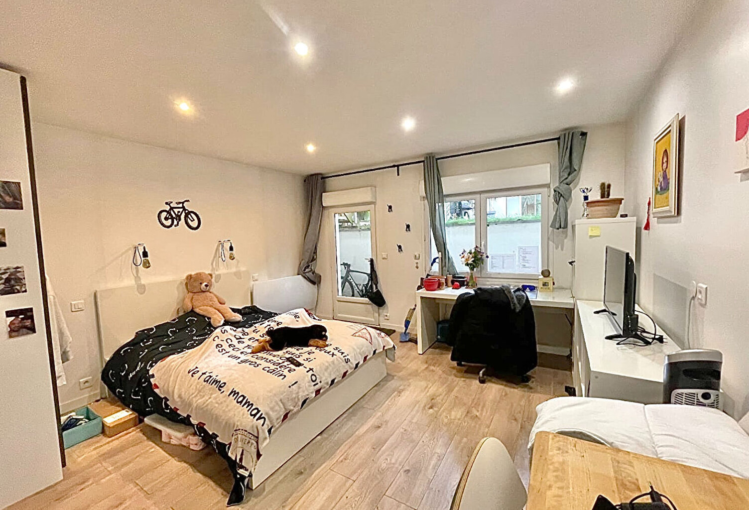 STUDIO - 20.50 m2 - GARE — photo 1