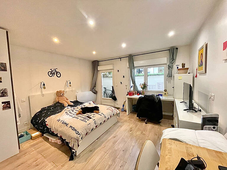 STUDIO - 20.50 m2 - GARE — photo 1