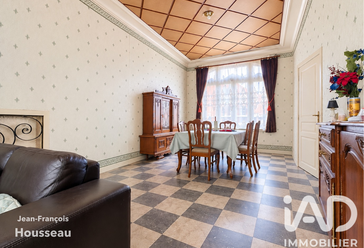 Vente Maison/villa 8 pièces — photo 1