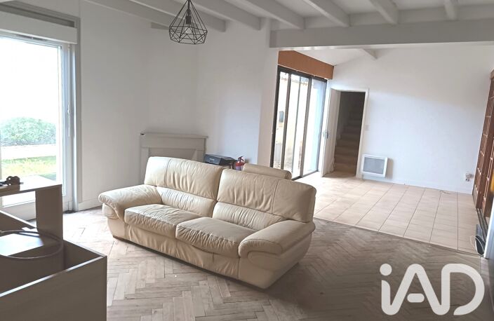 Vente Maison/villa 5 pièces — photo 2