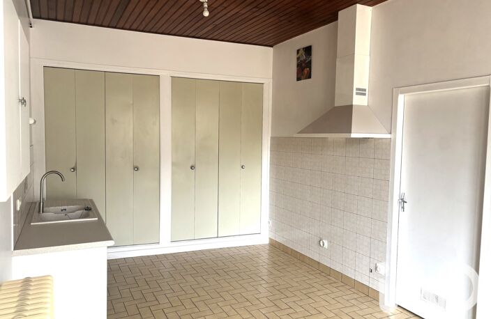 Vente Maison de village 6 pièces — photo 4