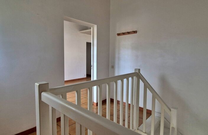 Location Appartement 3 pièces — photo 2