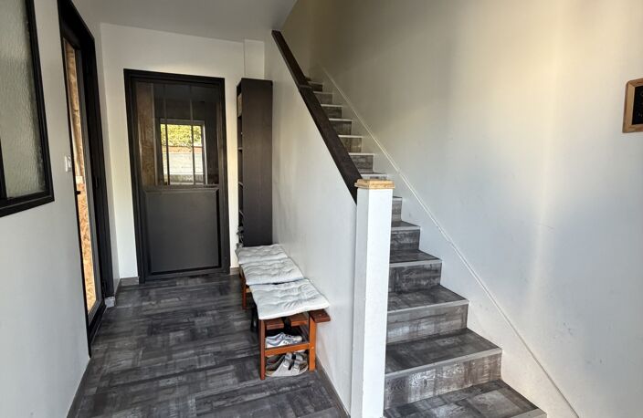 Vente Maison de ville 4 pièces — photo 2